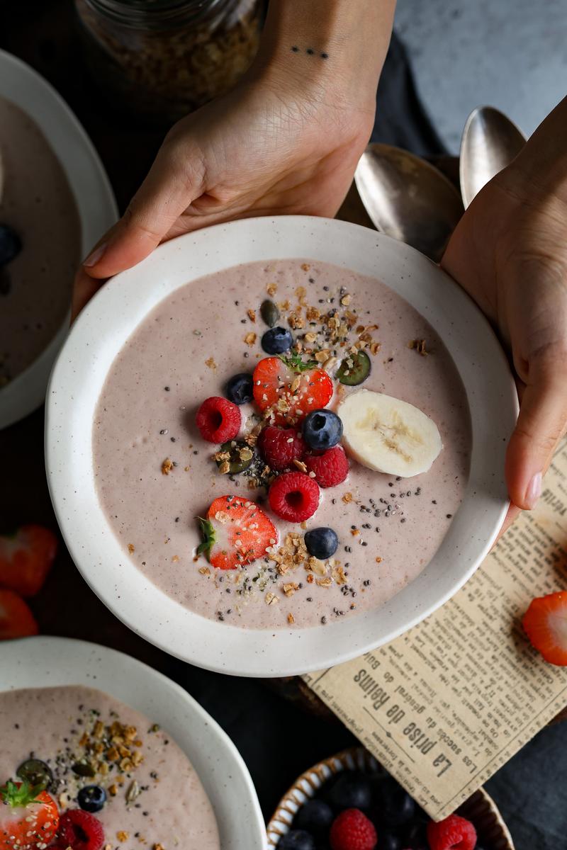 Process image of Peanut Butter & Jelly Smoothie Bowl